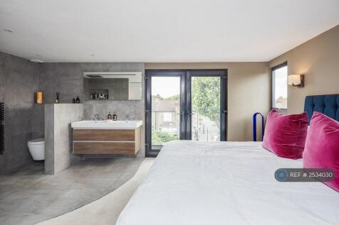 Loft Master Suite 