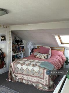 Top Floor Bedroom 