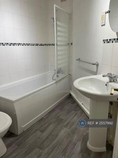 Bathroom - Newly Renovated 