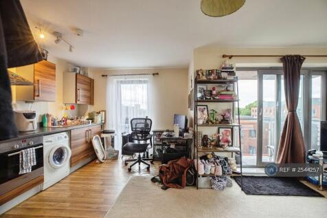 Property Image 4