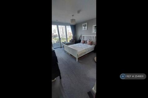 Master Bedroom With En Suite