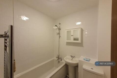 Upstairs Bathroom