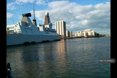 Hms Cardiff Below The Block