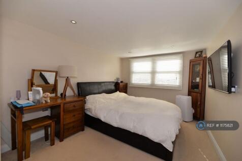 Large Master Bedroom 