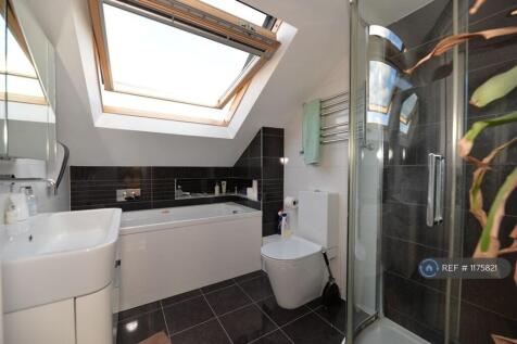 En-Suite Jacuzzi 