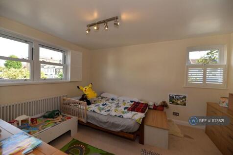 Double Bedroom 3