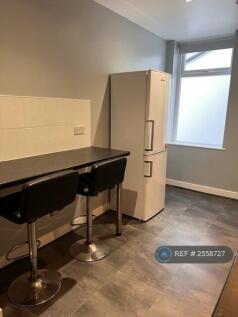 Kitchen - Breakfast Bar