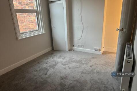 Rear Bedroom