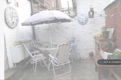 Private South Facing Patio