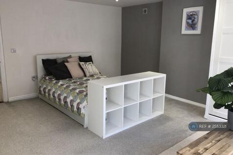 Flat 1 Auckland Road East