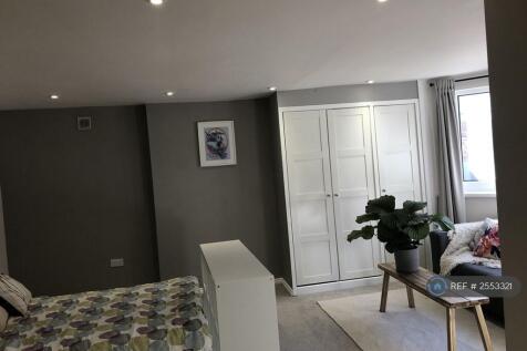 Flat 1 Auckland Road East