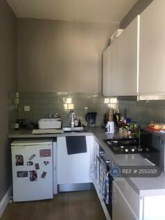 Flat 6 Auckland Road East