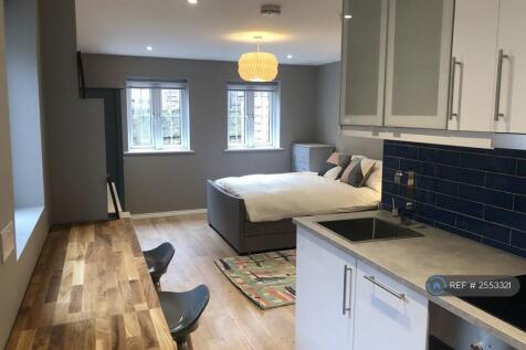 Flat 4 Victoria Road South