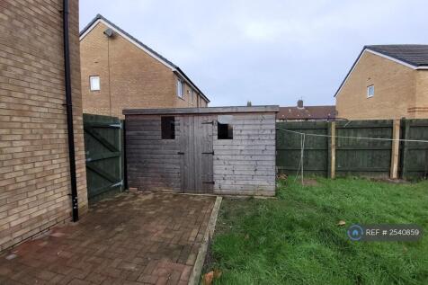 Garden Side Access With Storage Shed