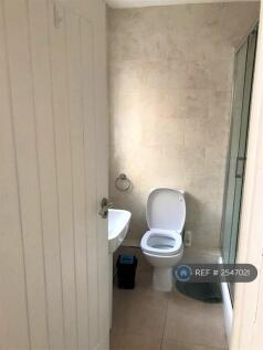 Downstairs Showerroom