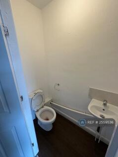 Toilet/Sink Room