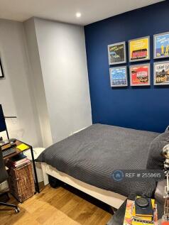 Bedroom 2.1
