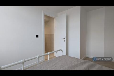 View From The Bedroom Into The Ensuite