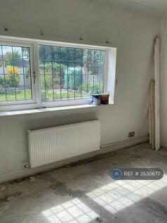 Rear Bedroom