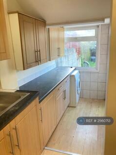 Spacious Kitchen