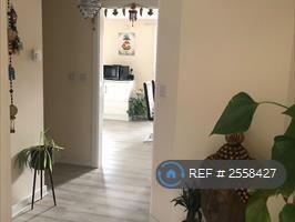 Hallway 1a