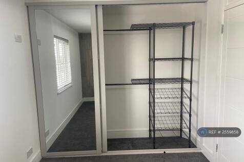 Wardrobe Shelving