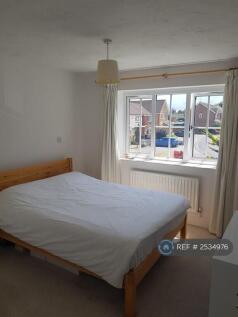 Front Double Ensuite Bedroom