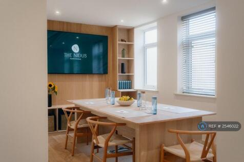 Residents Co-Working Lounge
