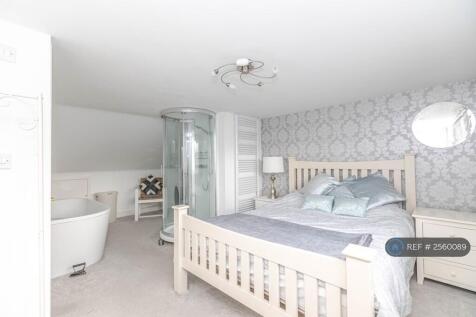 Luxury En-Suite Bedroom