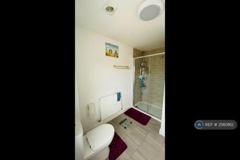 Ensuite With Master Bedroom