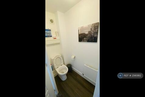 Ground Floor Cloakroom