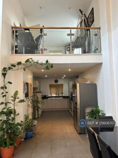 Mezzanine 