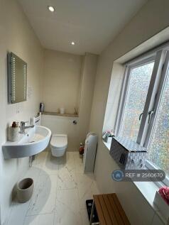 Ensuite1