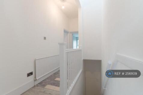 Stairs And Landing - Carpeted