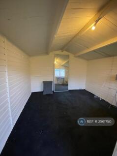 Summer House Inside