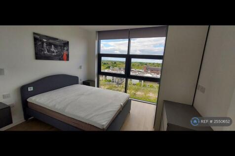Large Double Bedroom