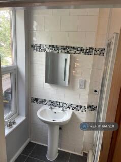Room 5 Upstairs Ensuit  Sink And Shower 