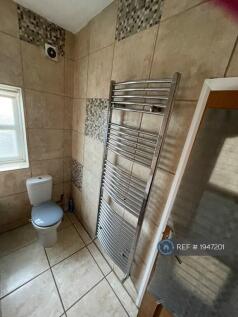 Downstairs Bathroom 