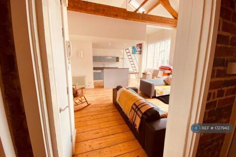 Loft Apartment With Mezzanine