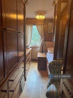 Single Bedroom 