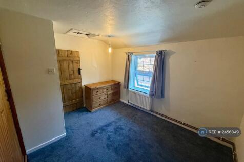 Master Room 1