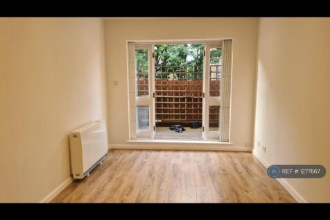 Lounge (Outwards)