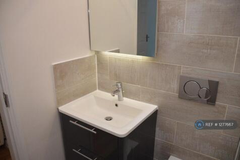 Bathroom (Outwards)