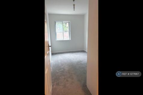Bedroom 2 (Inwards)