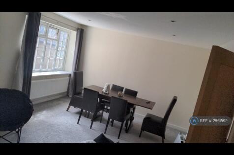 Living/Dining Room1.1