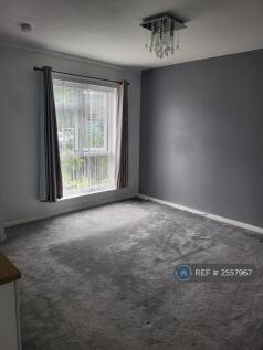 Double Bedroom 1
