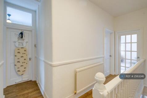 Hallway (1st Floor)