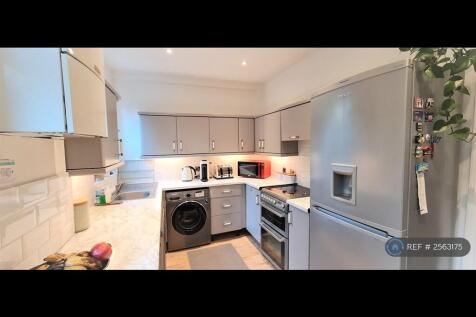 Kitchen With Good Storage And Workspace