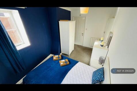 Flat 9 Bedroom