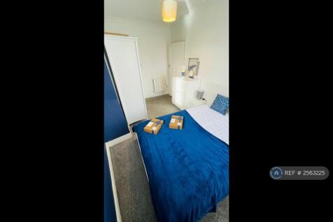 Flat 9 Bedroom